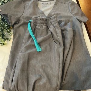 Figs high waisted pant/ one pocket top scrub set